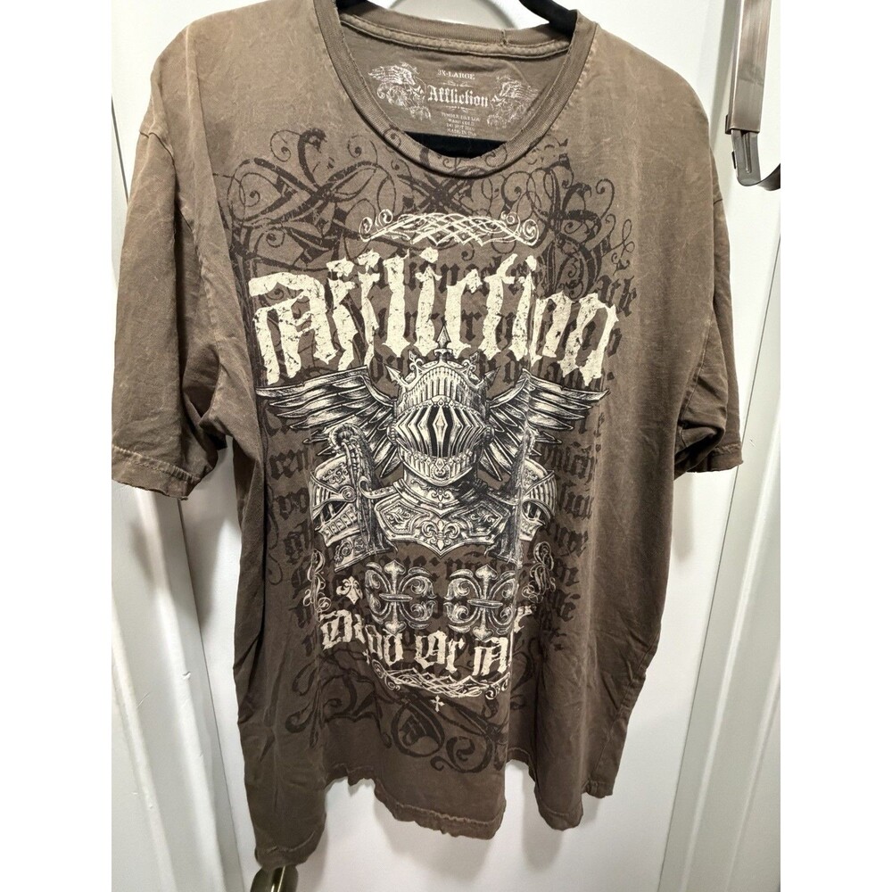 Affliction Men’s XL Brown Gothic Graphic Print Crew Neck Short Sleeve T-Shirt